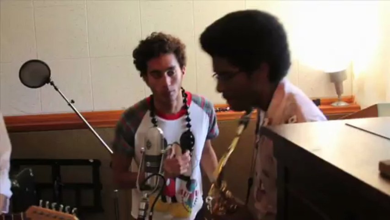 Aloe Blacc - I Need a Dollar (Live in Studio)