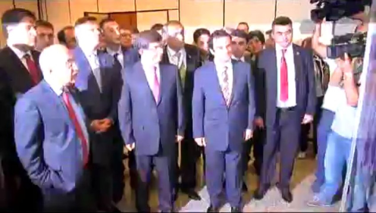 Suriye'de İnsani Trajedi" sergisi açıldı