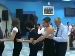 Düğünde Kendini Kaybeden Fortçu Dede Merkezi Buluyor