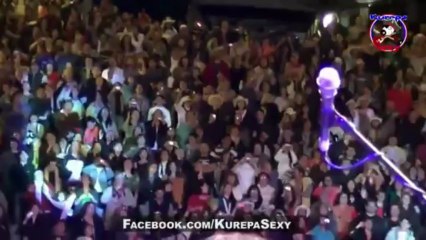 Bronco  'El Gigante de América'   Espinas (Canta René   En Vivo Argentina 2013)