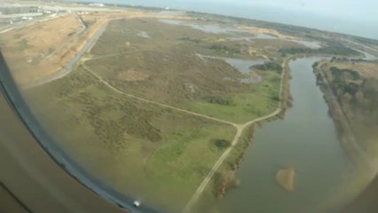 ATTERRISSAGE A L’AÉROPORT "EL PRAT DE LLOBREGAT" A BARCELONE  --  MARS 2013 --