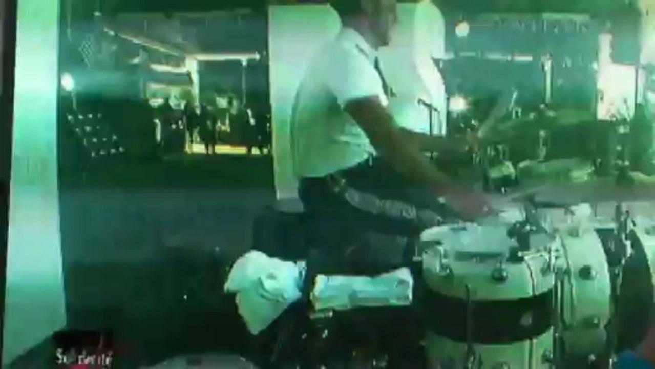 The Hives; Hate To Say I Told You So. Solidays 2013