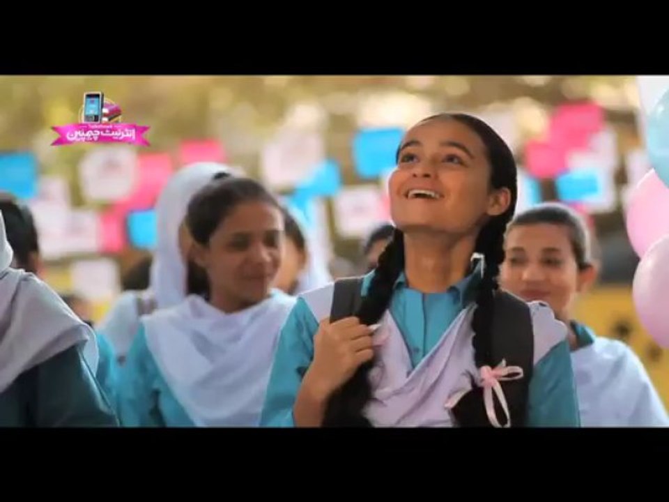 TALKSHAWK INTERNET CHAMPIONS - MOTHER & DAUGHTER