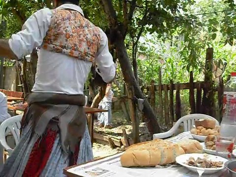 30.06.2013. Canbazli Nazmi T dügün. Tek.Grub 008