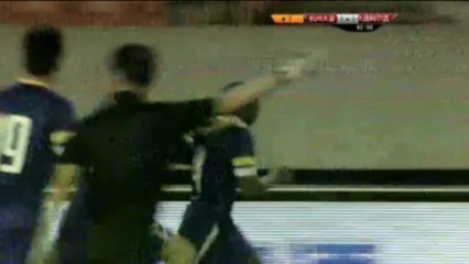 China - Lluvia de goles de Peter Utaka