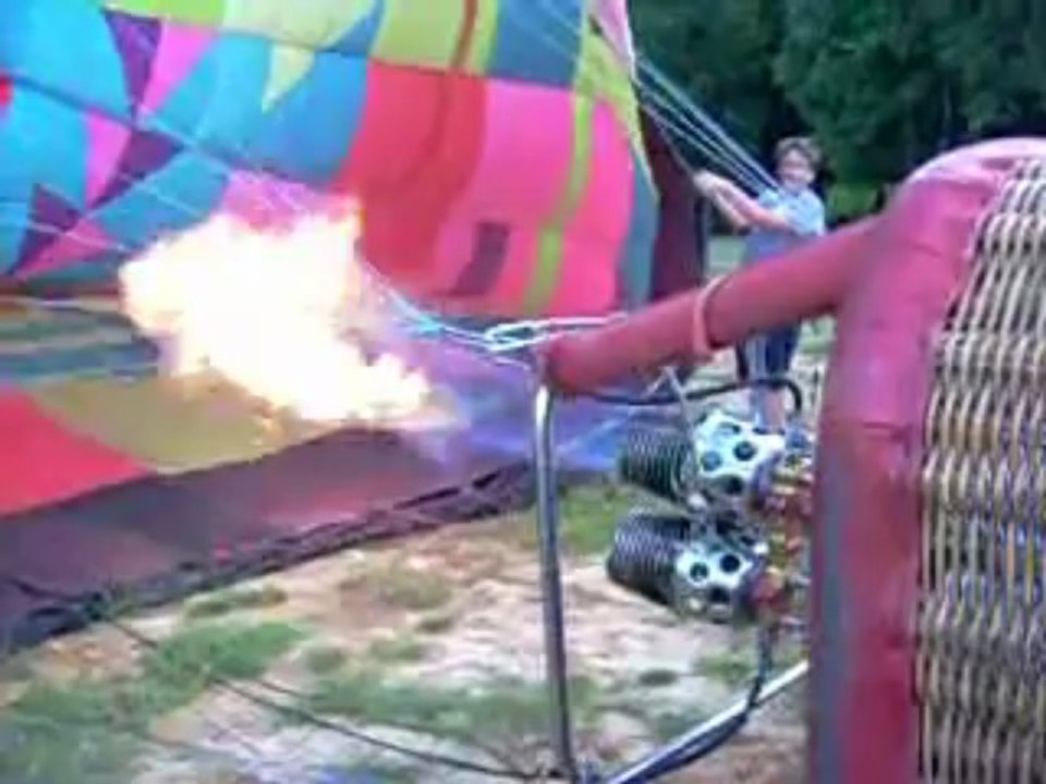 VOL EN  MONGOLFIERE