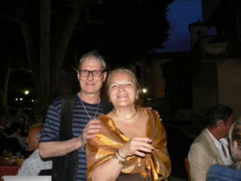 Villecroze SOUS LES PLATANES Restaurant à Villecroze, Martine vous reçoit 3, Place du Général de Gaulle Villecroze restaurant terrasse sous les platanes parking...