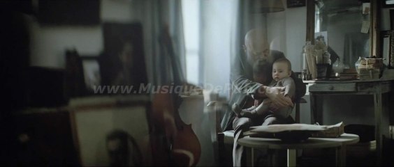 pub Orange "les 10 petits doigts" La Révolution Digitale 2013 [HQ]