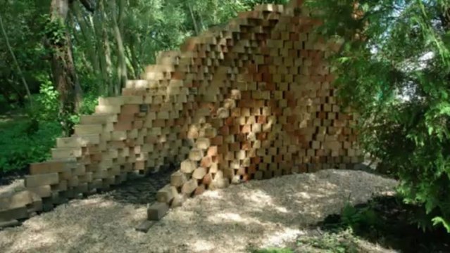In praise of slow , jardin réalisé par le collectif 1981, Hortillonnages Amiens 2013