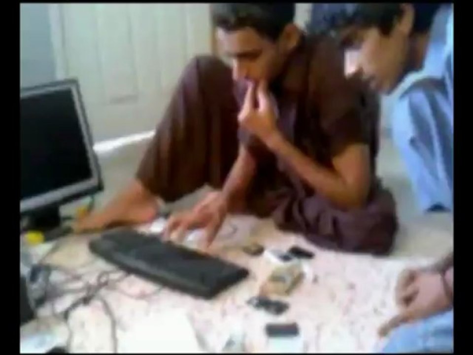 JunaidClips - DNA - Gul Khan Aur Esa Khan - S1 E1 - Repair