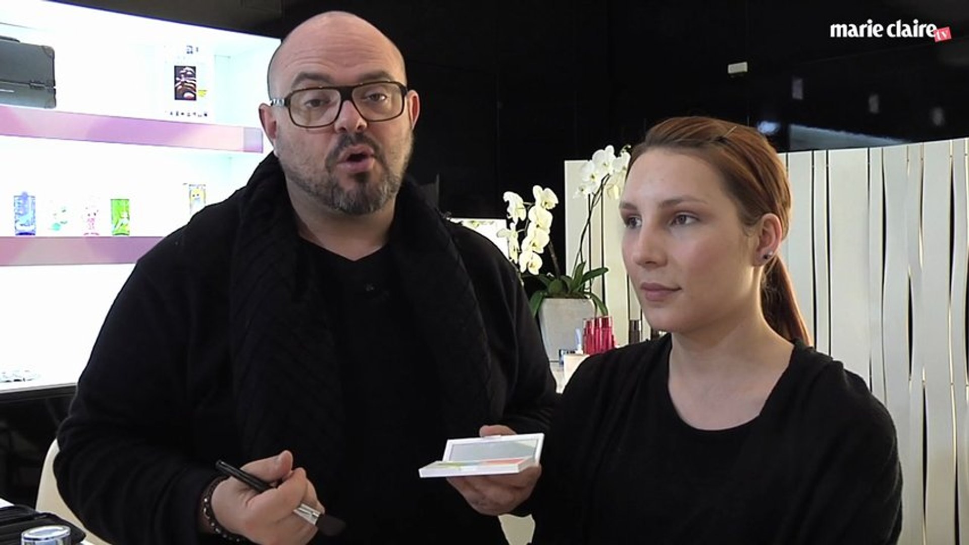 Tutoriel beauté : un teint d'été avec le maquillage Shu Uemura