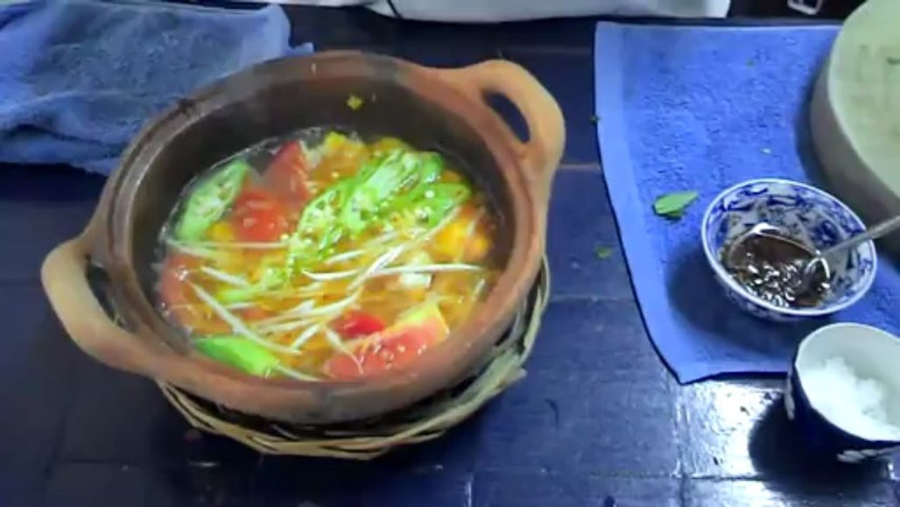 Vietnam Cookery Center - Making dish sour snake-head fish soup with vegetables