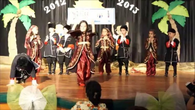 Meriç Elvan Akgül yılsonu mezuniyeti kafkas oyunları kına gecesi