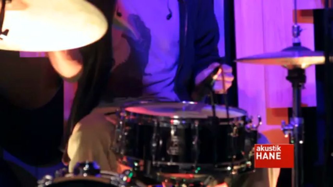 Pinhani - Bir varmışım bir yokmuşum