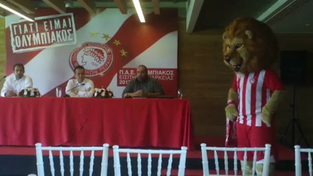 Παρουσίαση εισιτηρίων διαρκείας Ολυμπιακού 2013-14 (3)