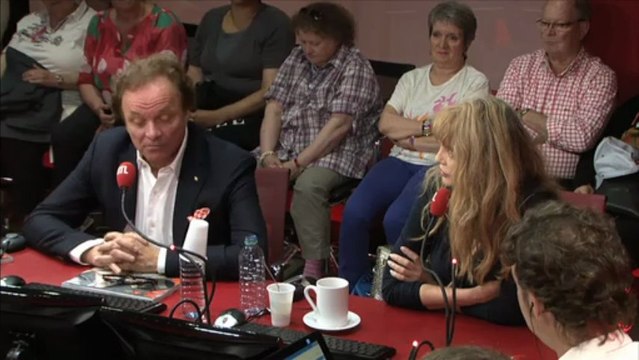 Arielle Dombasle & Guillaume Durand : L'heure du psy du 01/07/2013 dans A la Bonne Heure