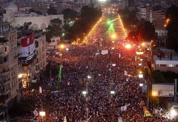 Video herunterladen: Comprendre les manifestations en Egypte