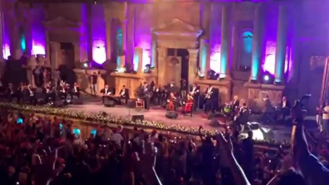 ختام حفل القيصر في مهرجان جرش 2013 بفاكهة الحب