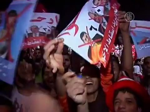 Протестующие в Каире призывают Мурси уйти