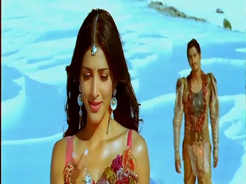 Anaganaga O Dheerudu  hd songs--chiru gaalai vache devaro--BujjiVijjU