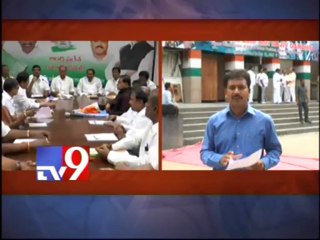 T-Cong leaders meet Digvijay Singh