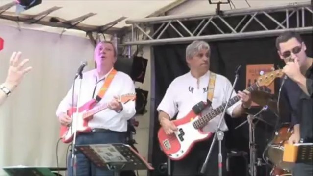 BLUE SHADOWS R&B ( -Move it... NAMUR LIVE 2012 )