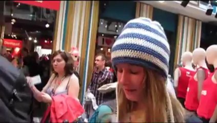 Desigual : tous nus pour les soldes