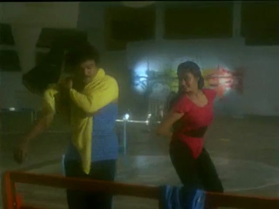 Roja Lo Letha Vannele - Gharshana songs--BujjiVijjU