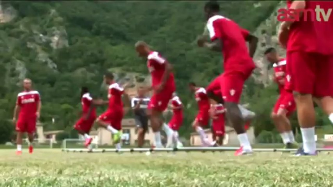 Claudio Ranieri : "Physique et ballon tous les jours"