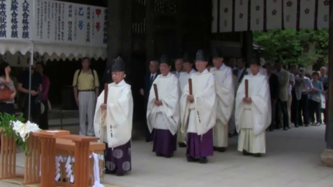 Nagoshi-no-harae (夏越の祓) Summer Purification at the Kitano Tenman-gū (北野天満宮)!