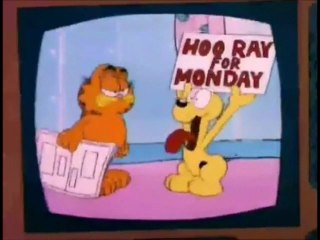 Garfield says "Monday Sucks"!
