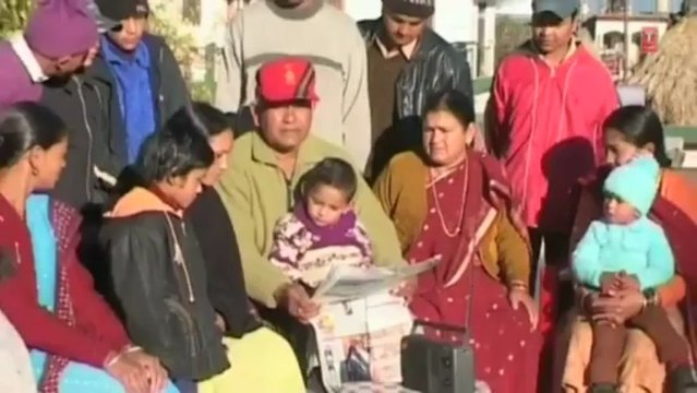 Rannbhoomi Ma Jaanu Chhau _ Garhwali Hit Video Songs - Hits Of Gajender Rana