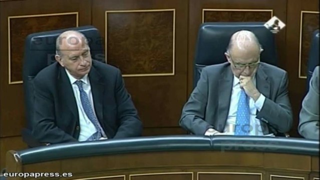 Rubalcaba reta a Rajoy a explicar el caso Bárcenas