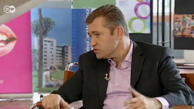 Claves: América Latina - ¿Paraíso de amor y sombra? | Claves