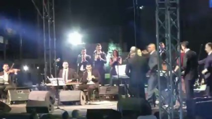 "L'Arab Idol" de Gaza en tournée triomphale en Cisjordanie