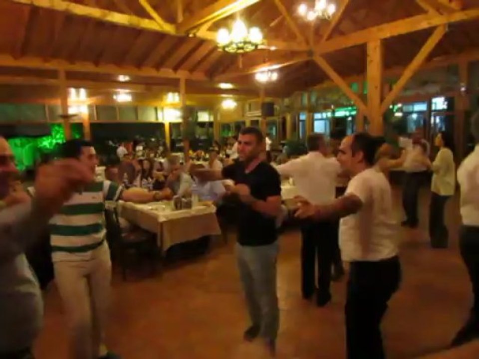 TARSUS’TA TAYİNİ ÇIKAN PERSONELE VEDA YEMEGİ