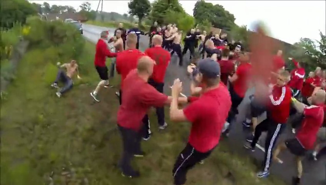 Hooligans Street Brawl  Danemark vs Suede