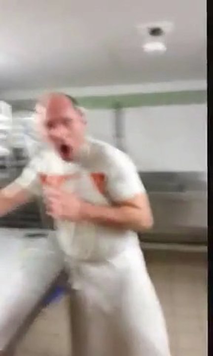 Cuisto fait moi peur - le cuisinier le plus peureux du monde!