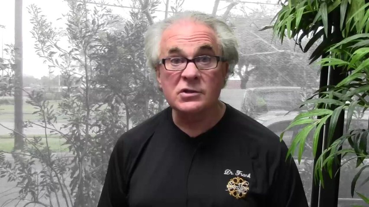 Houston Cosmetic Dentist "Frank Incrapera Veneers Vs Crowns"