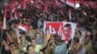 Kahire'de karşıt görüşlü gruplar çatıştı: 16 Ölü