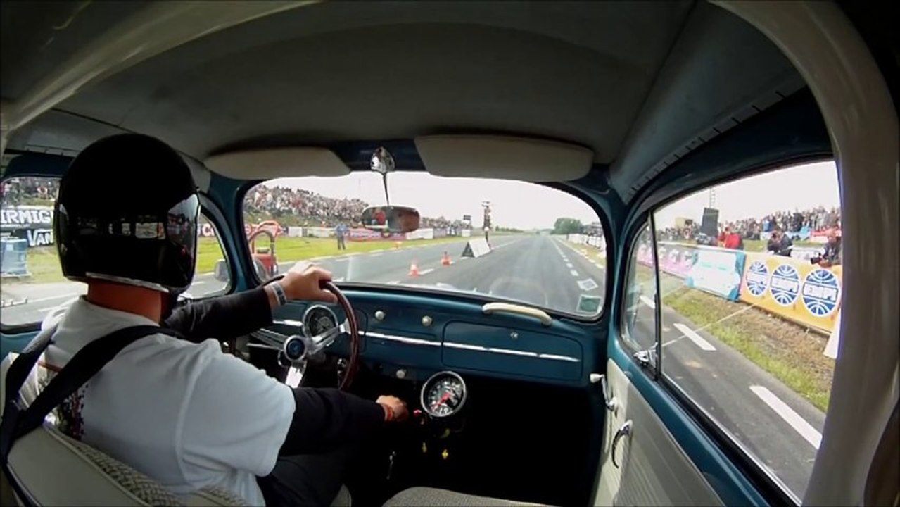 The Nostalgia Racer a l' EUROPEAN BUG-IN 5   Nostalgia VW Gang