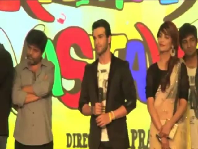 Kajra Re inspires Jacqueline