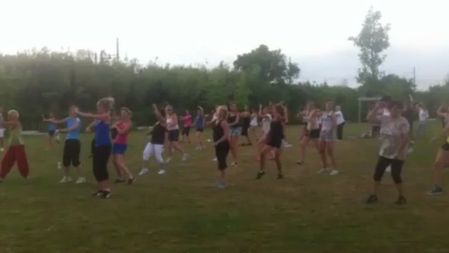 Bédarrides, cours de zumba gratuits offert par la Ville