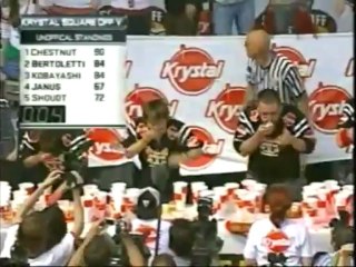 93 hamburgers avalés en 8 minutes