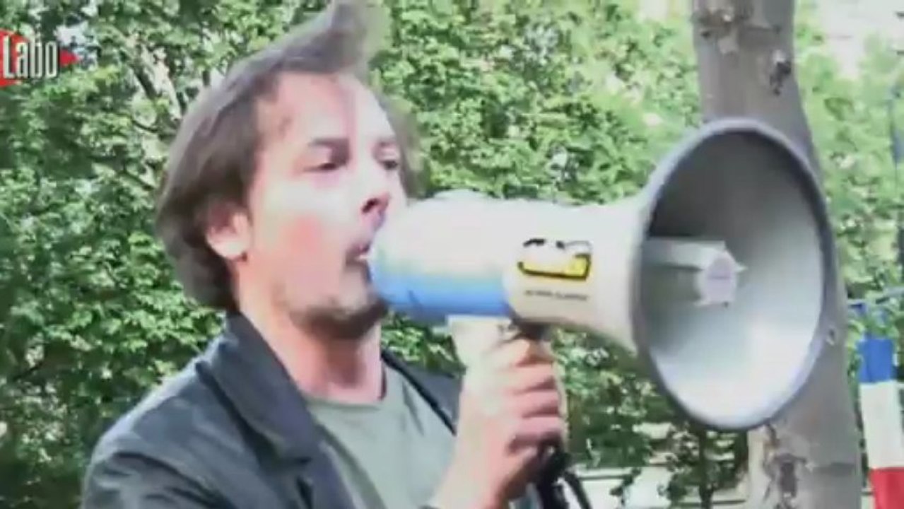 «Maintenant, chantons pour Sarkozy»