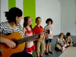 CHANT avec Lucie 00_00_00-00_01_28