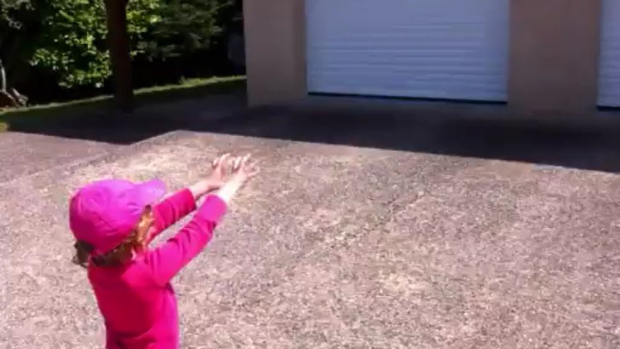 Manon Flora  Abracadabra