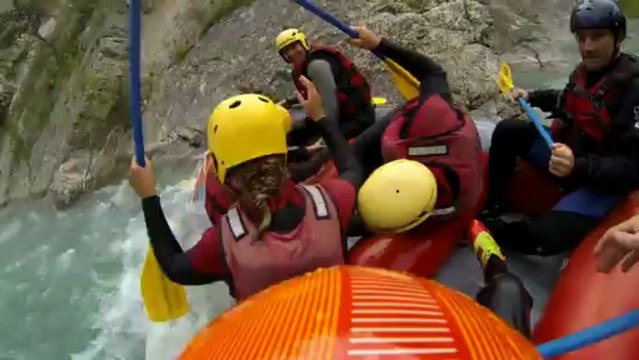Rafting Castellane, n'oubliez pas de cocher en HD, par défault ça veux flouter le nez à pigeon :)