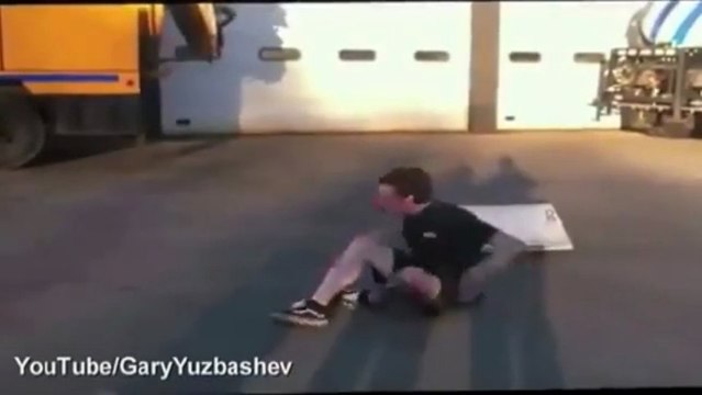 Un gars devient fou à cause de la drogue Bath Salt (cannibal)