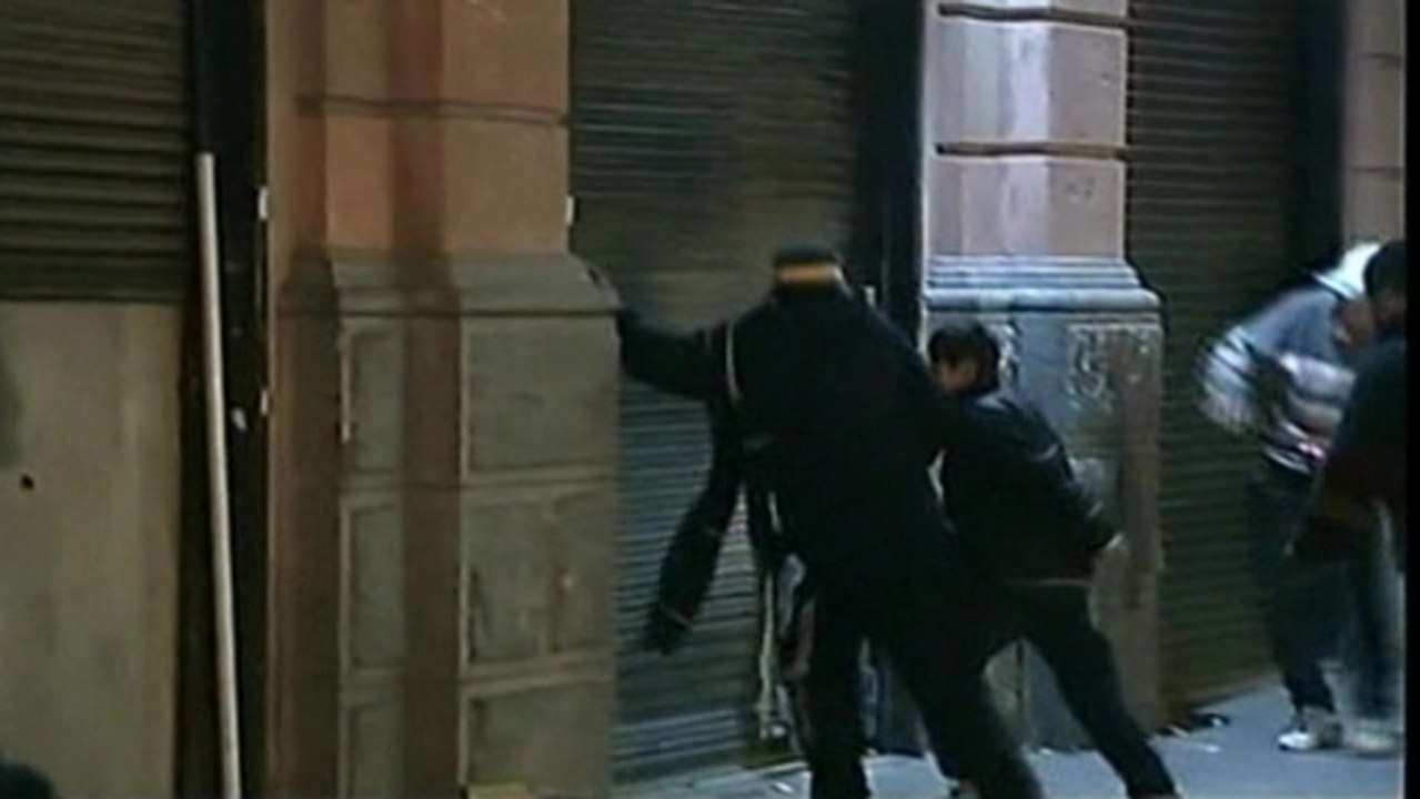 Argentina train drivers rampage